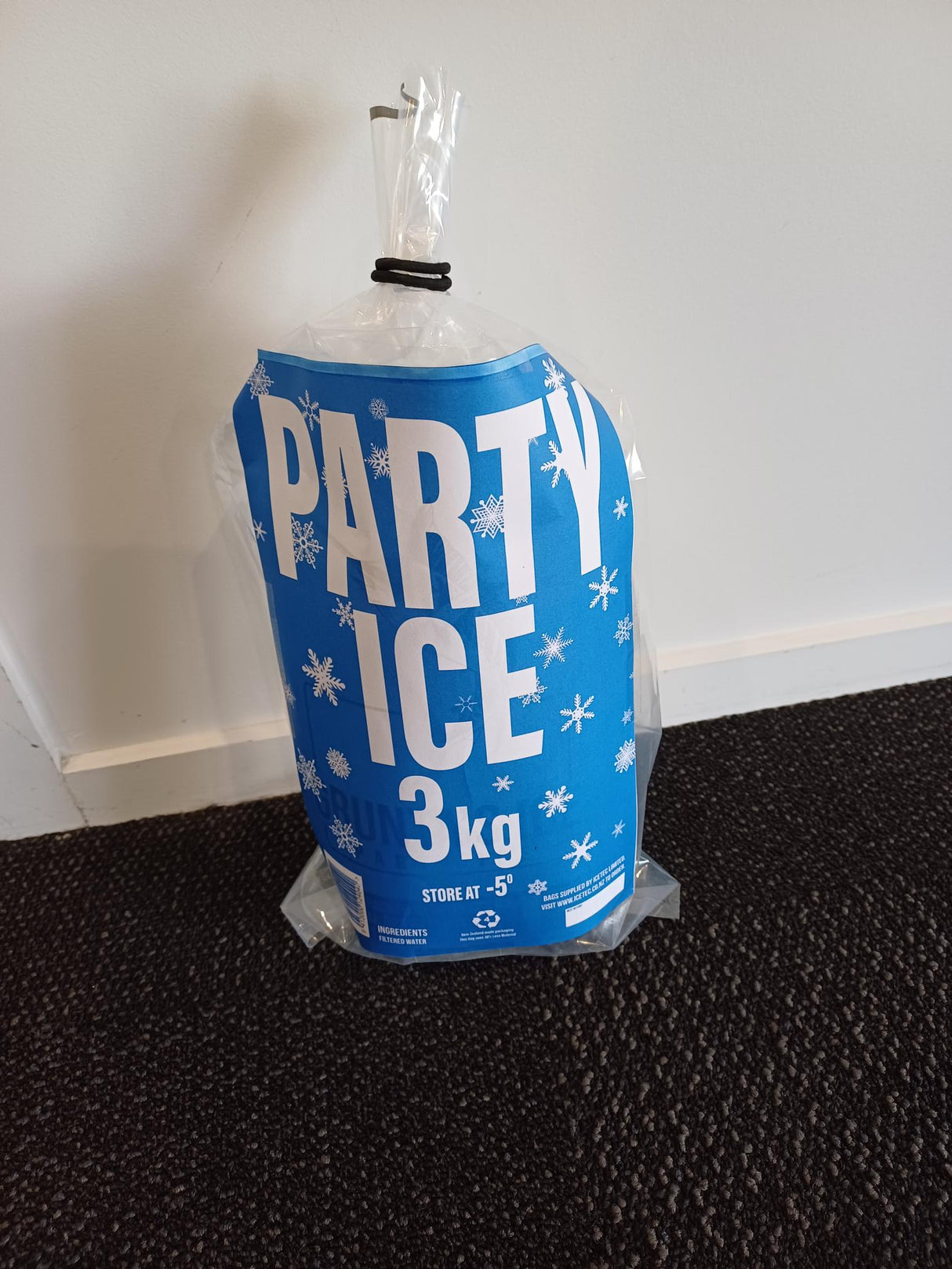 1000 Party Ice Bags with Barcode, Batch No, and Best Before Space