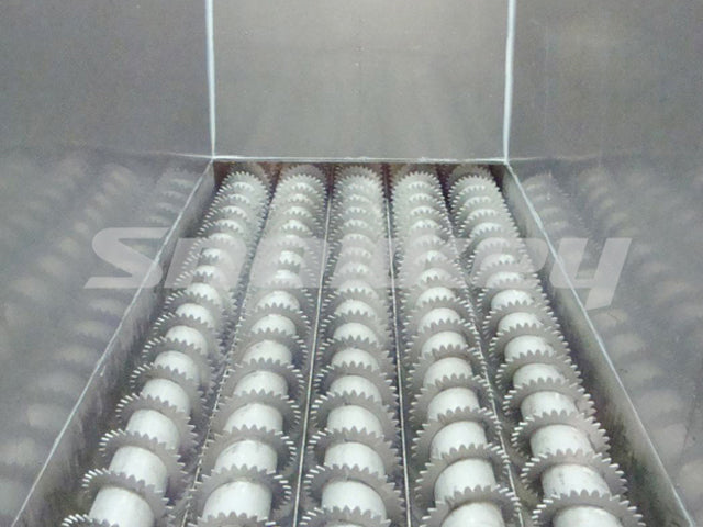Snowkey screw type automatic ice storage