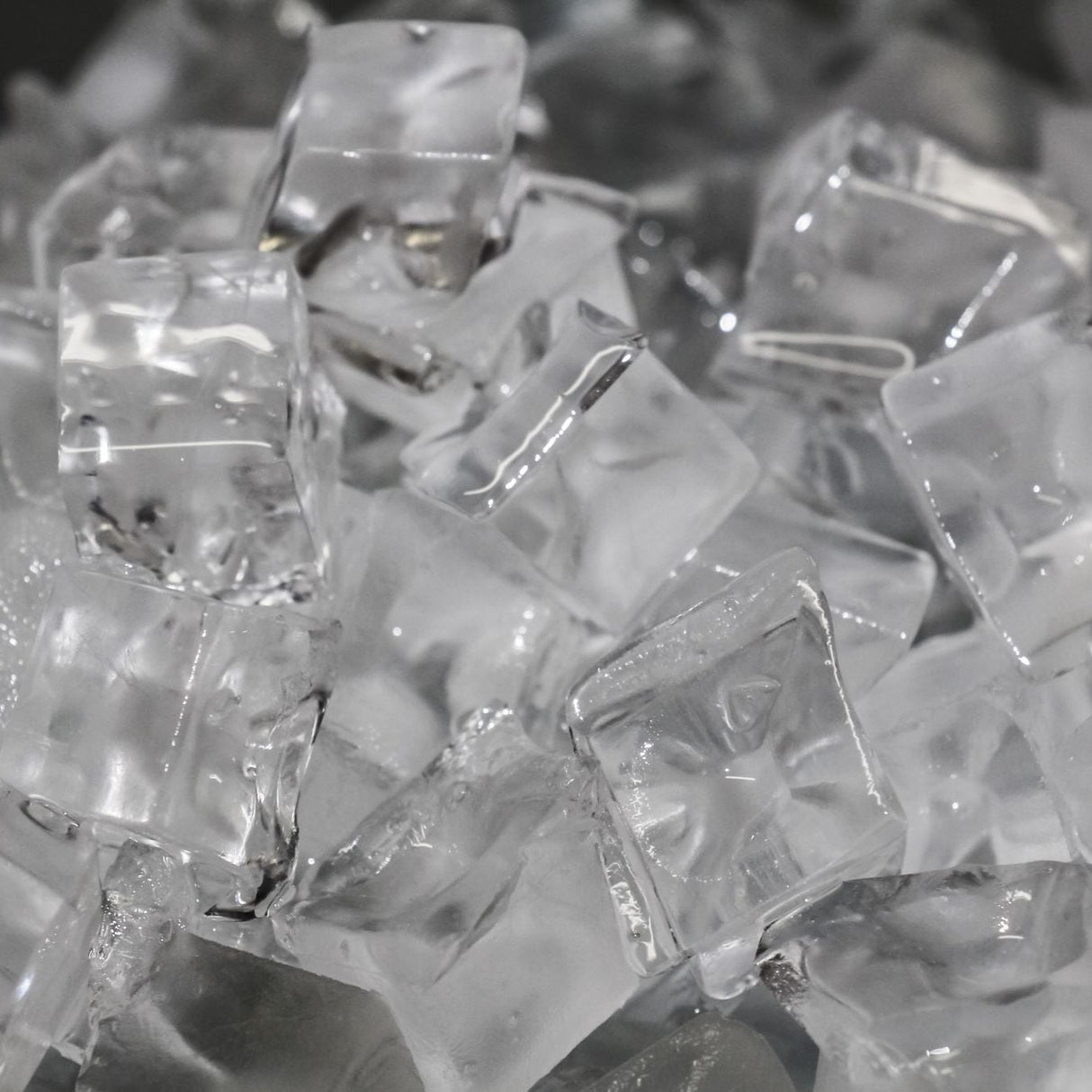 Shot of ice cubes the ICEPRO 35kg/24hr Commercial Cube Ice Maker Machine produces.